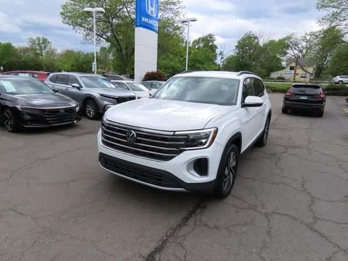 2024 Volkswagen Atlas 2.0T SE w/Technology 4MOTION