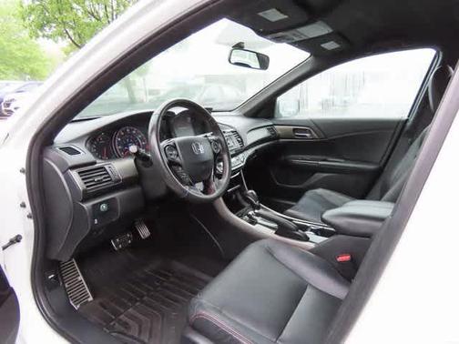 2017 Honda Accord Sport SE