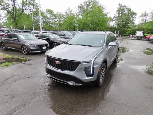 2024 Cadillac XT4 Sport