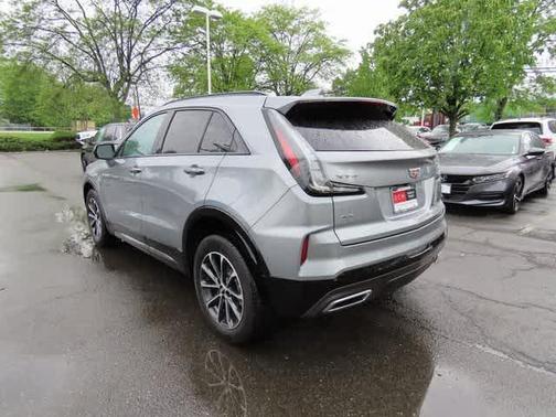 2024 Cadillac XT4 Sport