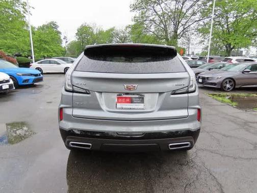 2024 Cadillac XT4 Sport