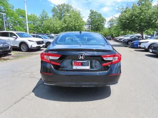 Crystal Black Pearl 2019 Honda Accord LX
