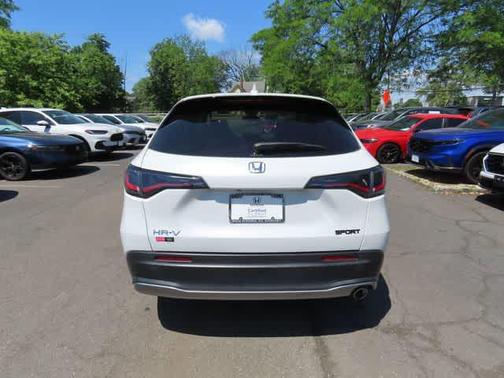 Platinum White Pearl 2023 Honda HR-V AWD Sport