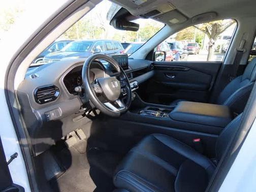 2024 Honda Pilot EX-L 7 Passenger