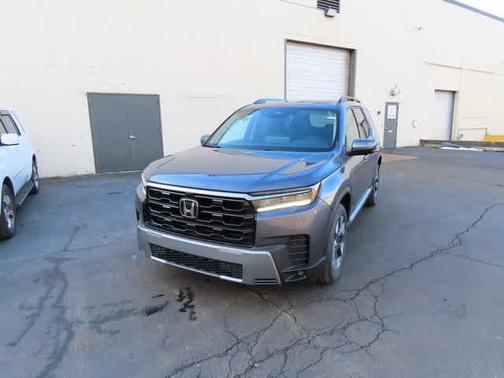 2026 Honda Pilot Touring 8-Passenger
