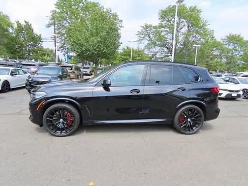 2023 BMW X5 M50i