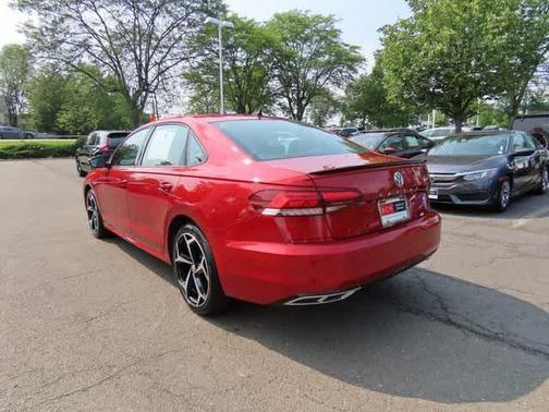 2020 Volkswagen Passat 2.0T R-Line