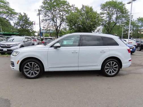 2017 Audi Q7 3.0T Premium