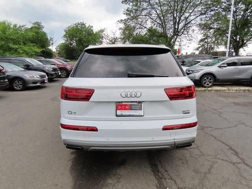 2017 Audi Q7 3.0T Premium