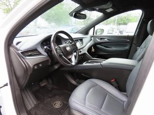 2022 Buick Enclave AWD Essence