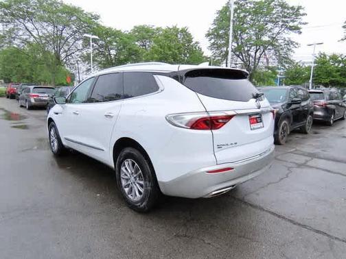 2022 Buick Enclave AWD Essence