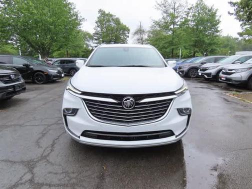 2022 Buick Enclave AWD Essence