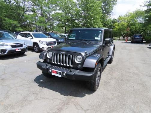 2017 Jeep Wrangler Unlimited Sahara