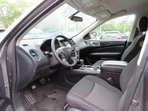 2020 Nissan Pathfinder S 4WD