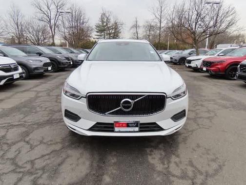 2020 Volvo XC60 T5 Momentum