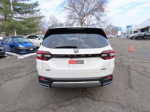 2026 Honda Pilot Touring 8-Passenger