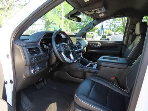 Summit White 2024 GMC Yukon SLT