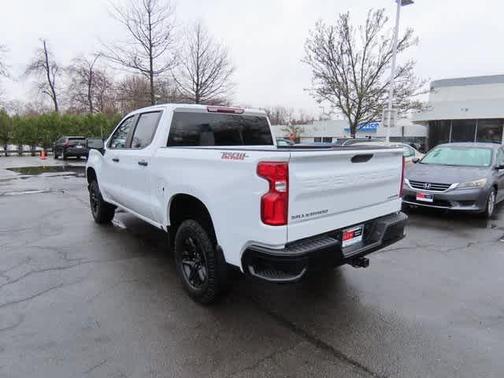 2022 Chevrolet Silverado 1500 Custom Trail Boss