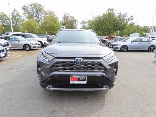 2019 Toyota RAV4 Hybrid SE
