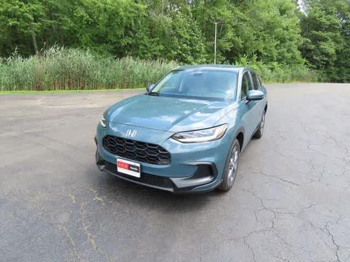 Nordic Forest Pearl 2026 Honda HR-V LX