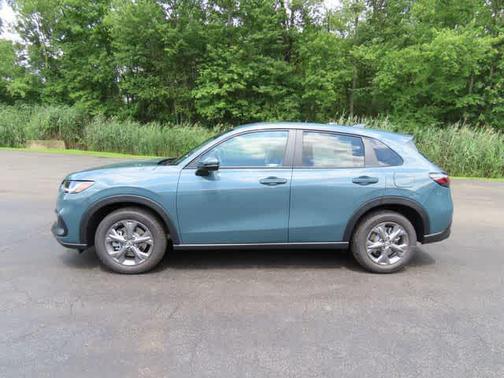 Nordic Forest Pearl 2026 Honda HR-V LX