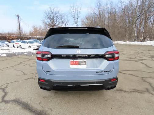 2026 Honda Pilot Black Edition