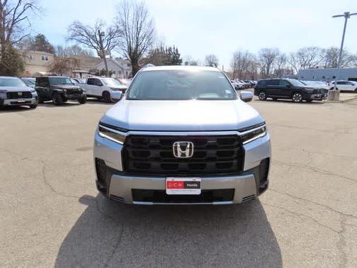 2026 Honda Pilot Touring 8-Passenger