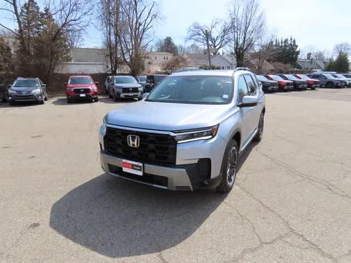 2026 Honda Pilot Touring 8-Passenger