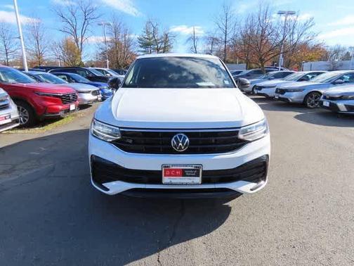 2022 Volkswagen Tiguan 2.0T SE R-Line Black 4MOTION