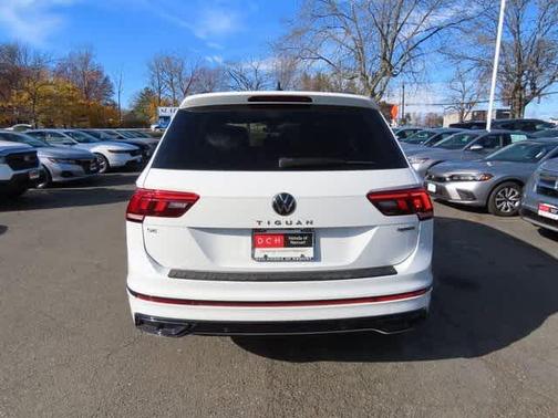 2022 Volkswagen Tiguan 2.0T SE R-Line Black 4MOTION