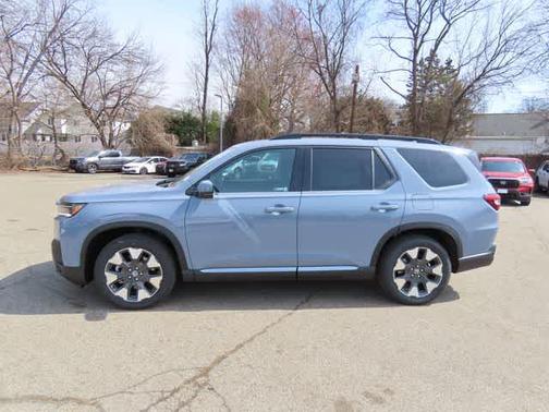 2026 Honda Pilot Touring 8-Passenger