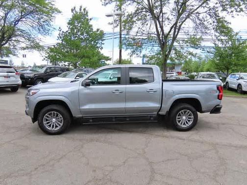 2023 Chevrolet Colorado LT