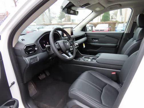 2026 Honda Pilot Touring 8-Passenger