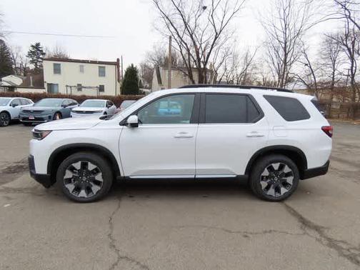 2026 Honda Pilot Touring 8-Passenger