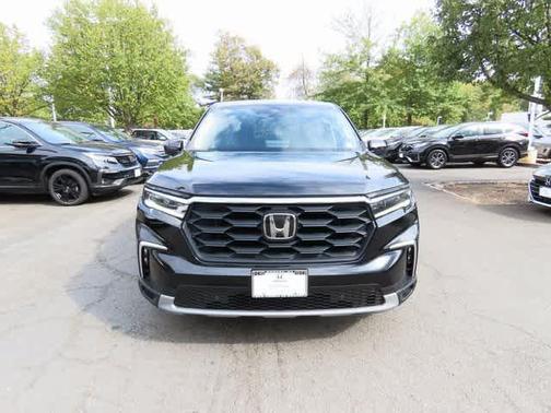 2023 Honda Pilot AWD EX-L 7 Passenger