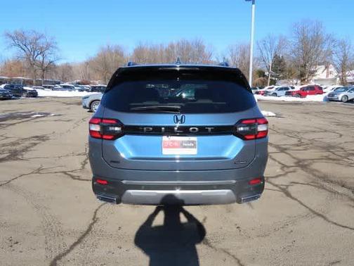 2026 Honda Pilot Touring 8-Passenger