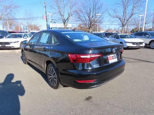 2021 Volkswagen Jetta 1.4T R-Line