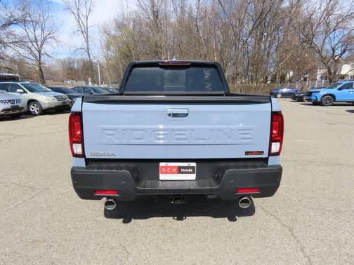 Sonic Gray Pearl 2026 Honda Ridgeline TrailSport