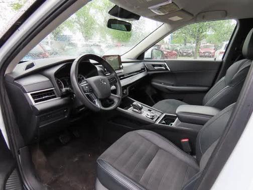 2023 Mitsubishi Outlander SE Special Editiont S-AWC