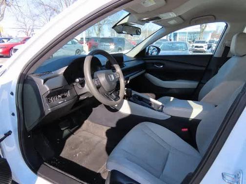 2023 Honda Accord LX 1.5T