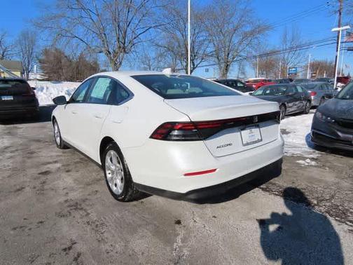 2023 Honda Accord LX 1.5T