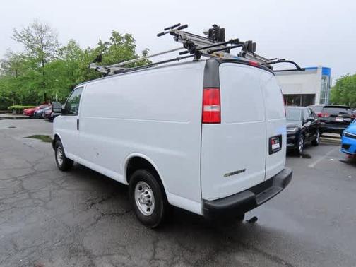 2022 Chevrolet Express 2500 RWD 2500 Regular Wheelbase WT