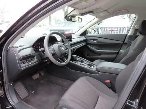 2023 Honda Accord LX 1.5T