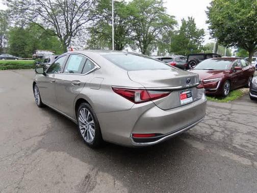 2021 Lexus ES 250 Base