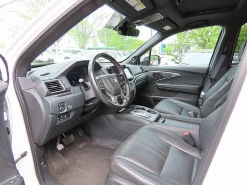 2023 Honda Passport AWD TrailSport