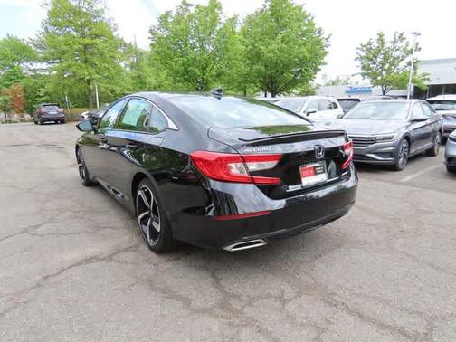 Crystal Black Pearl 2018 Honda Accord Sport