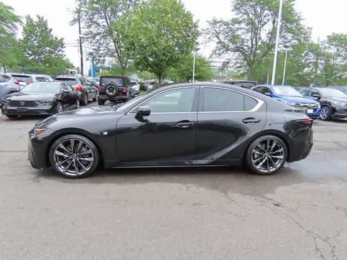 2022 Lexus IS 350 Base