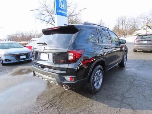 2023 Honda Passport AWD TrailSport