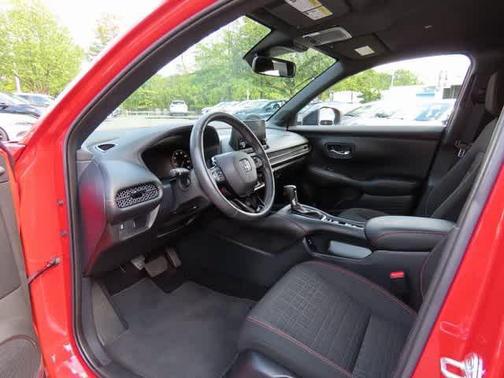 2025 Honda HR-V AWD Sport
