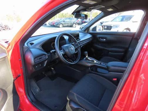 2025 Honda HR-V AWD Sport